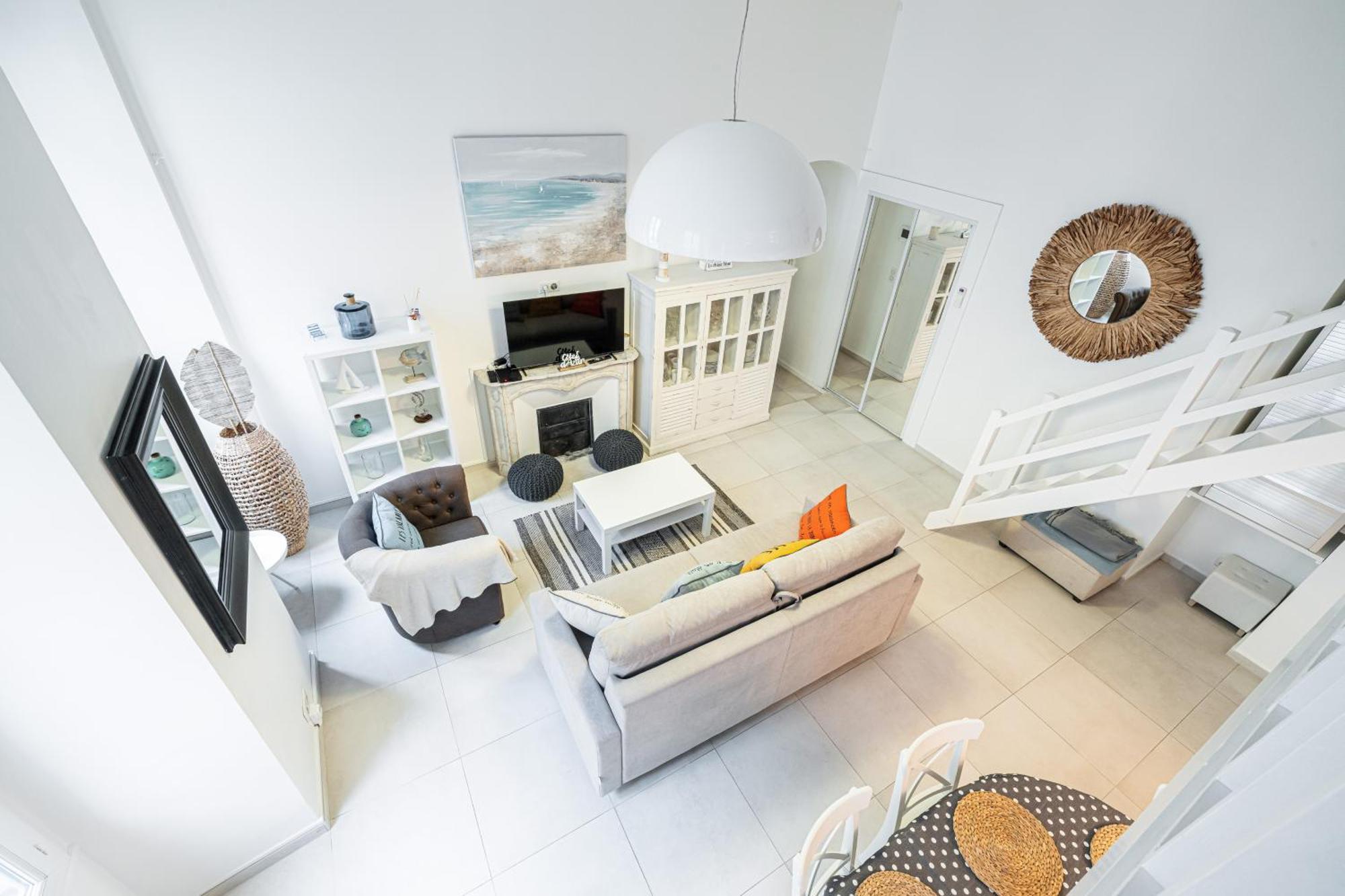 Apartment La Petite Chaise Bleue